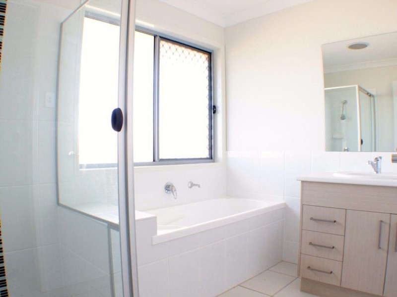 36 Darzee Street, Brassall QLD 4305