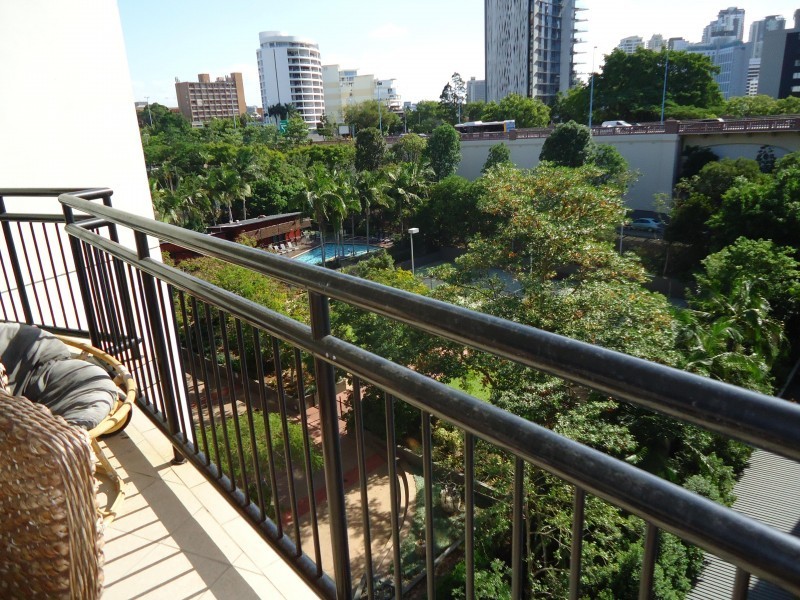 15 Goodwin Street, Kangaroo Point QLD 4169