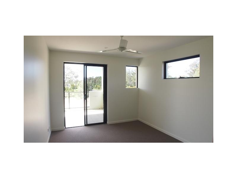 101/32 Broadwater Avenue, Hope Island QLD 4212