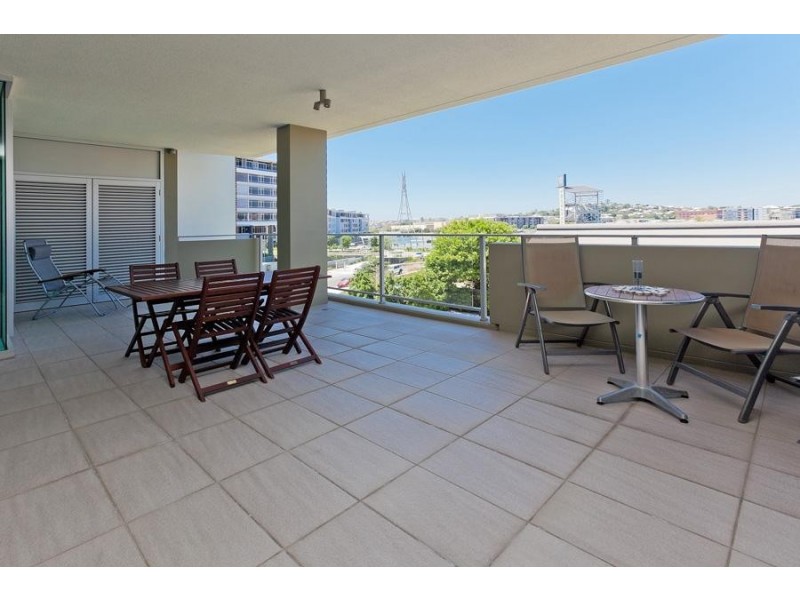 20 Newstead Terrace, Newstead QLD 4006