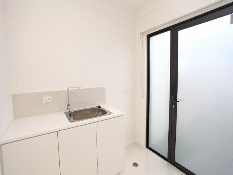 153 North Hill Drive, Robina QLD 4226