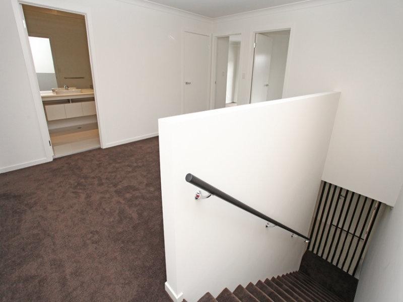 153 North Hill Drive, Robina QLD 4226