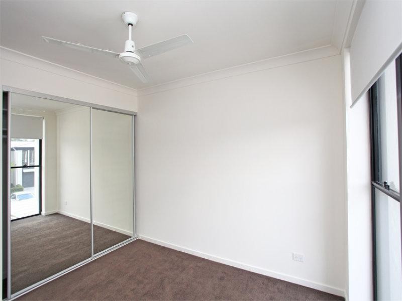 153 North Hill Drive, Robina QLD 4226