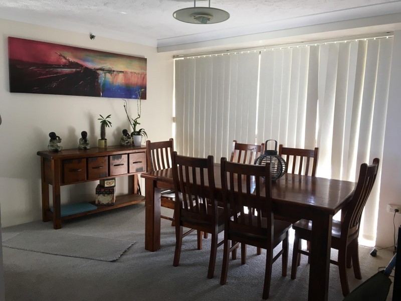 13 Cunningham Ave, Main Beach QLD 4217