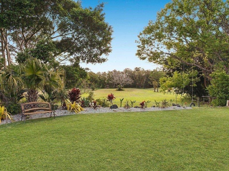 25 Daffodil Street, Tallebudgera QLD 4228
