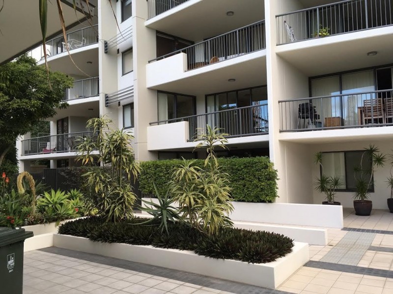 1033/18 Manning Street, Milton QLD 4064