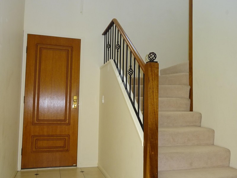 33/99-101 Heeb Street, Benowa QLD 4217