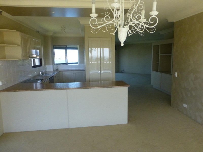2 Admiralty Drive, Surfers Paradise QLD 4217