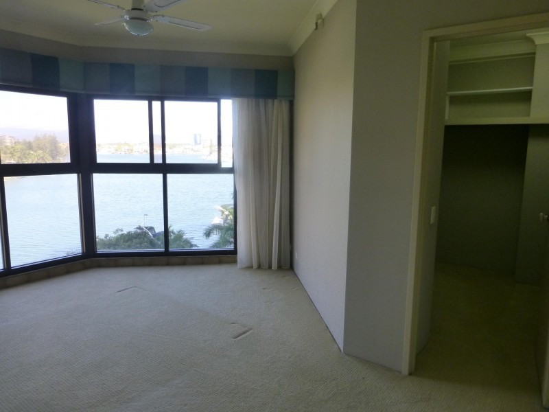 2 Admiralty Drive, Surfers Paradise QLD 4217