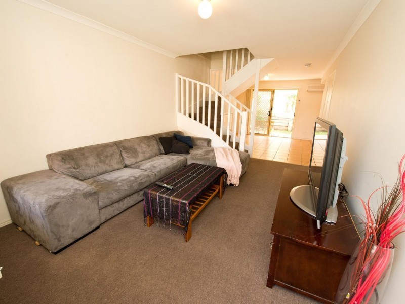 6 Samanthas Way, Slacks Creek QLD 4127