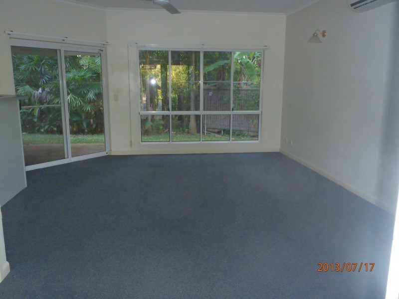 Unit 27/5-15 McGregor Street, Mooroobool QLD 4870