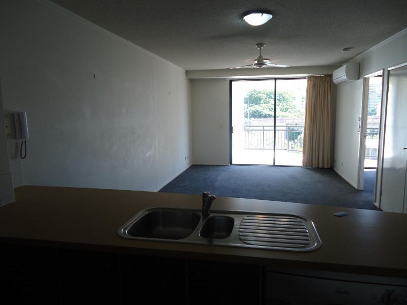 15 Goodwin Street, Kangaroo Point QLD 4169
