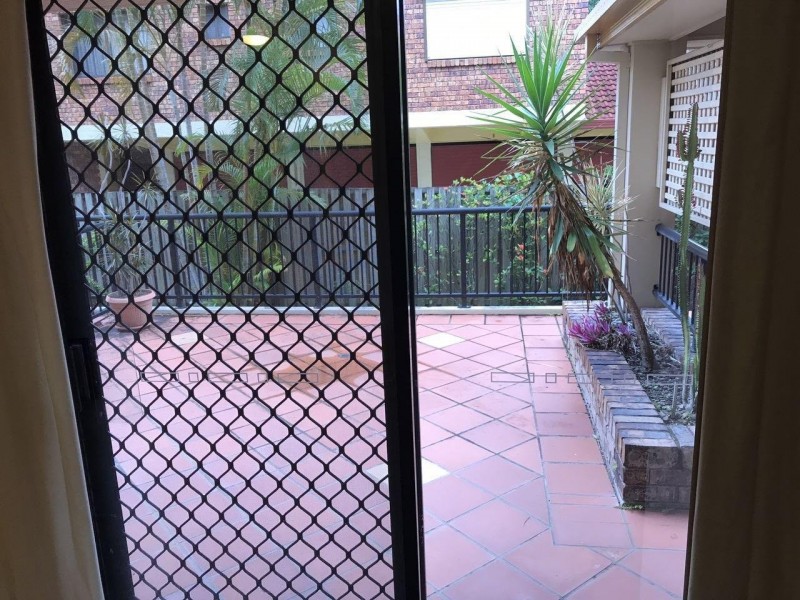 56-58 Bauer Street, Southport QLD 4215