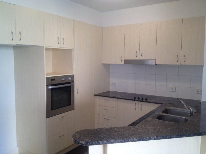 26/6 Fifth Avenue, Burleigh Heads QLD 4220