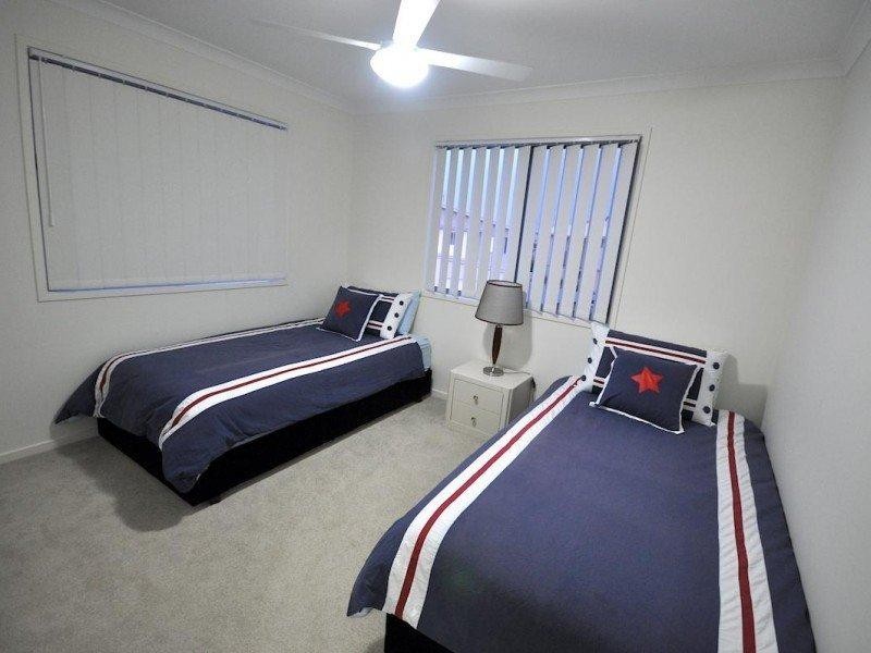 2 Photinia Cres, Mountain Creek QLD 4557