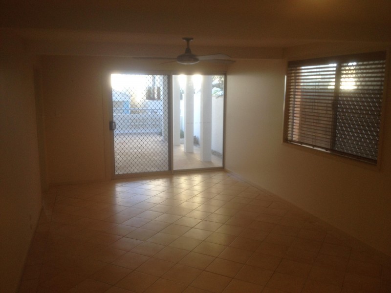 192 Jefferson Lane, Palm Beach QLD 4221