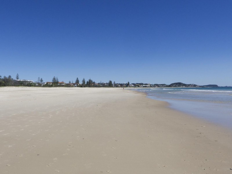 143-147 Graham St, Bilinga QLD 4225