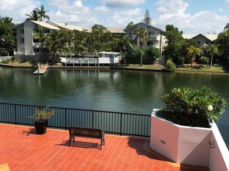 7/12 Paradise Island, Surfers Paradise QLD 4217