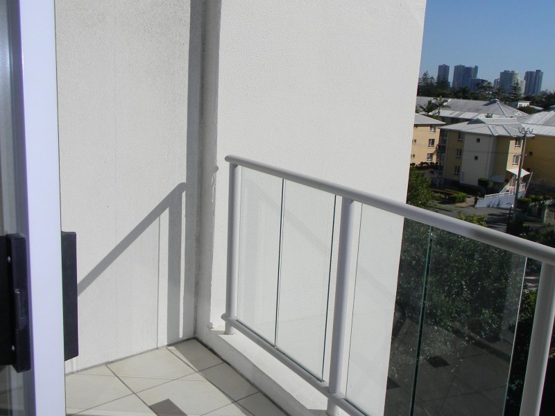 5/21 Cypress Avenue, Surfers Paradise QLD 4217