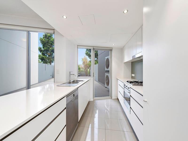 8 Dunmore Terrace, Auchenflower QLD 4066
