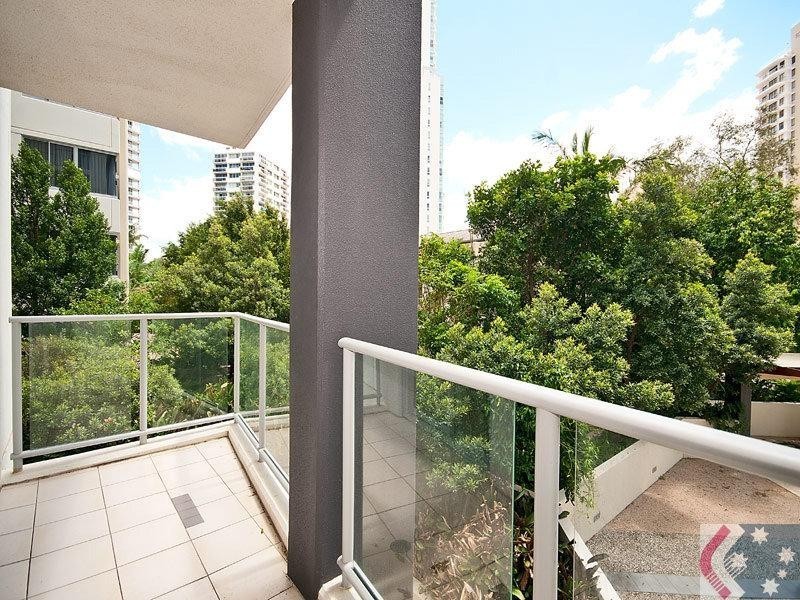 26/21 Cypress Avenue, Surfers Paradise QLD 4217
