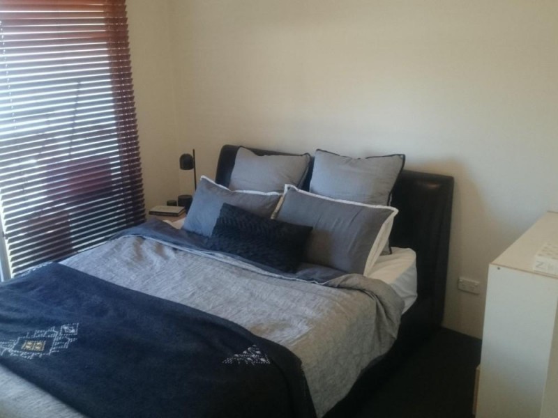 8 – 12 Macquarie St, Teneriffe QLD 4005