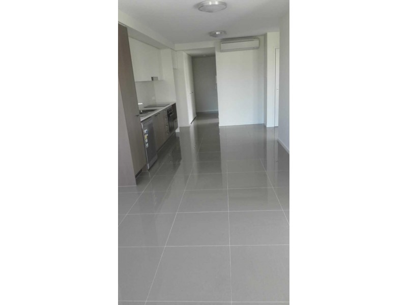 50 Marine Parade, Southport QLD 4215