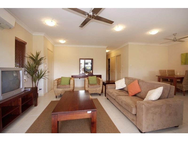 46/1-15 Robson St, Mooroobool QLD 4870
