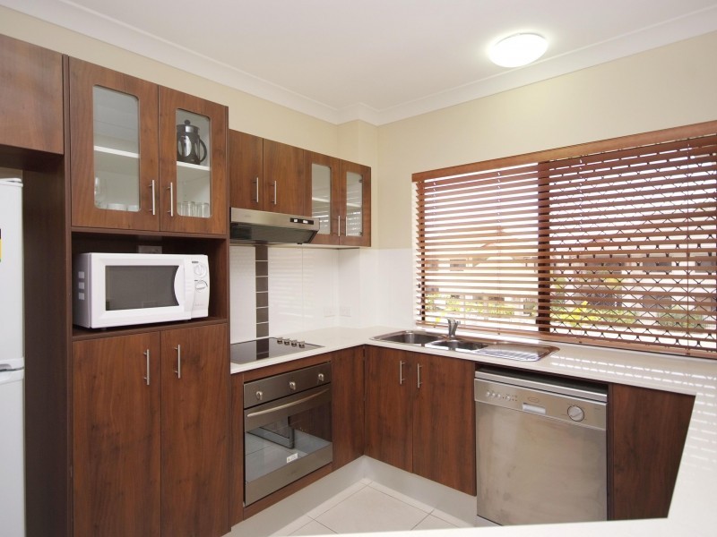 30/1-15 Robson St, Cairns City QLD 4870
