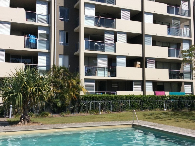 14 Executive Drive, Burleigh Waters QLD 4220