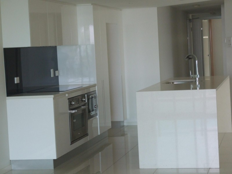 Unit 5/85-/87 Marine Parade, Redcliffe QLD 4020