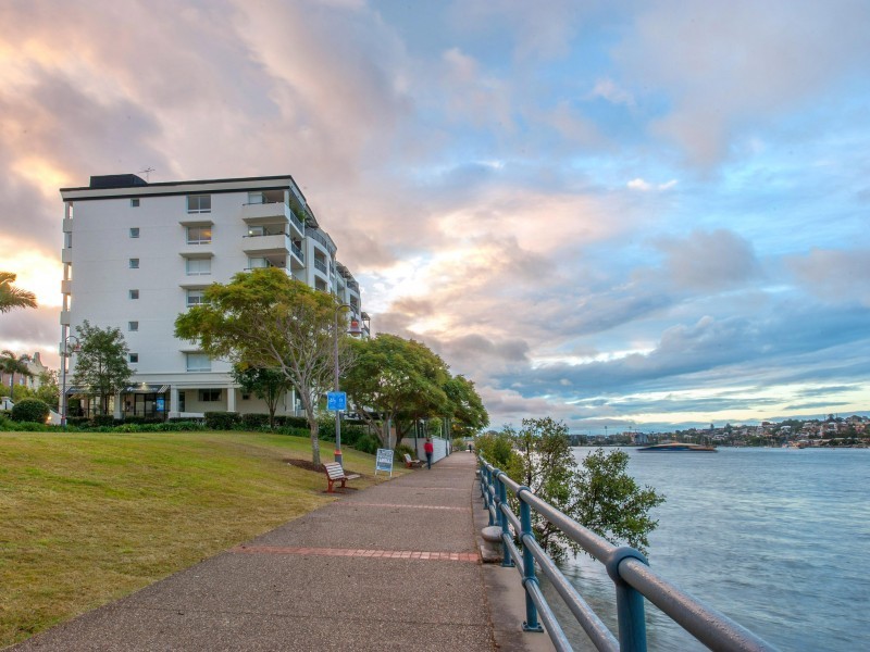 39 Vernon Terrace, Teneriffe QLD 4005