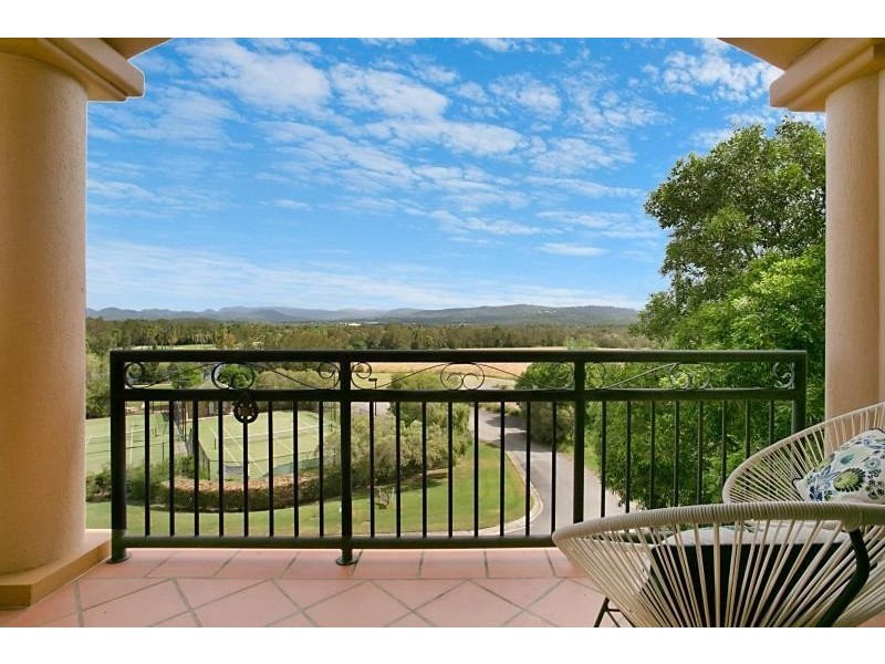 85 Palm Meadows Drive, Carrara QLD 4211