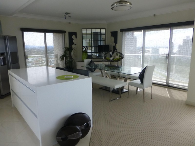 2 Admiralty Drive, Surfers Paradise QLD 4217