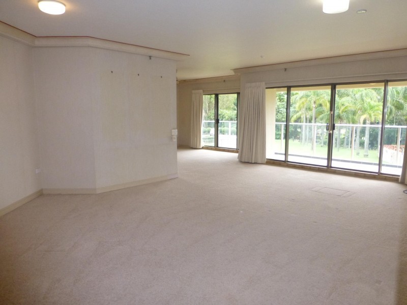2 Admiralty Drive, Surfers Paradise QLD 4217