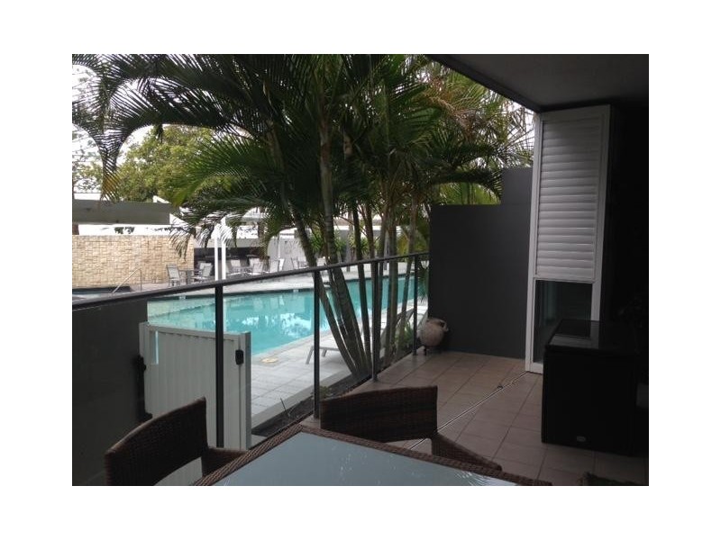 438 Marine Parade, Biggera Waters QLD 4216