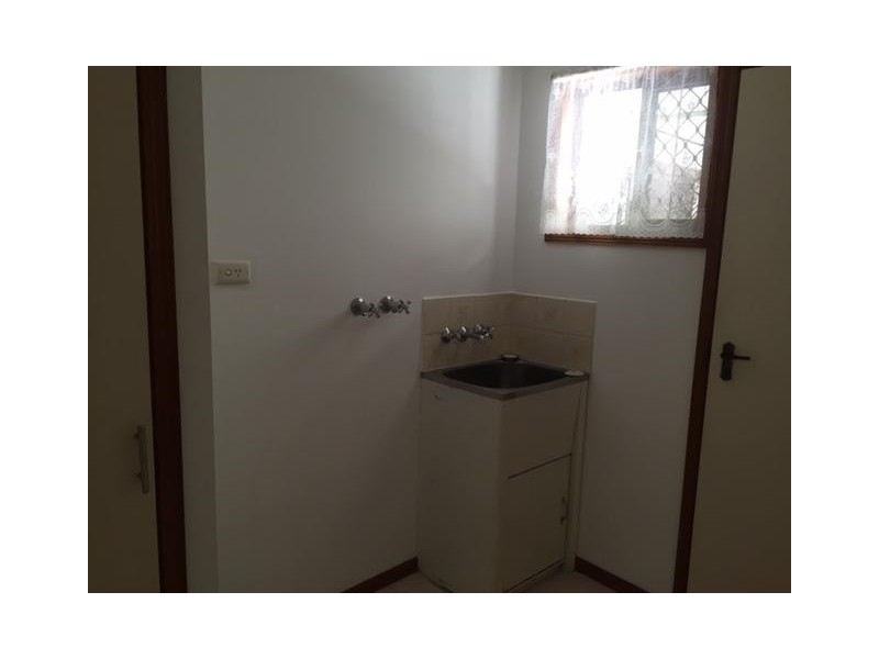 25 Japonica, Palm Beach QLD 4221