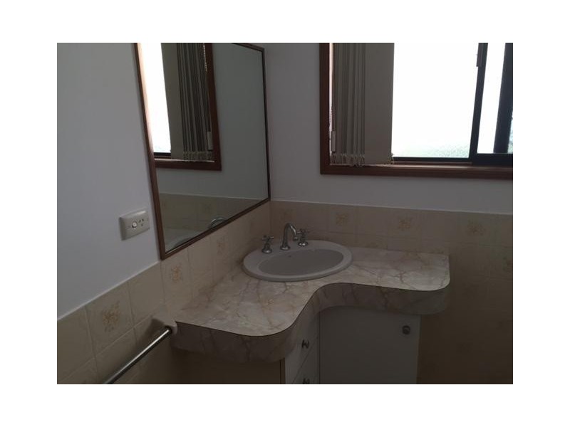 25 Japonica, Palm Beach QLD 4221