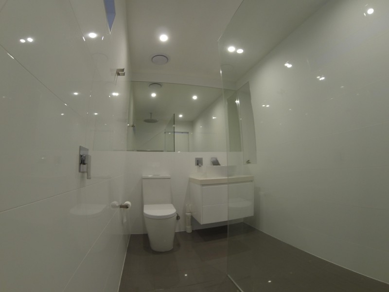 300 Cottesloe Drive, Mermaid Waters QLD 4218