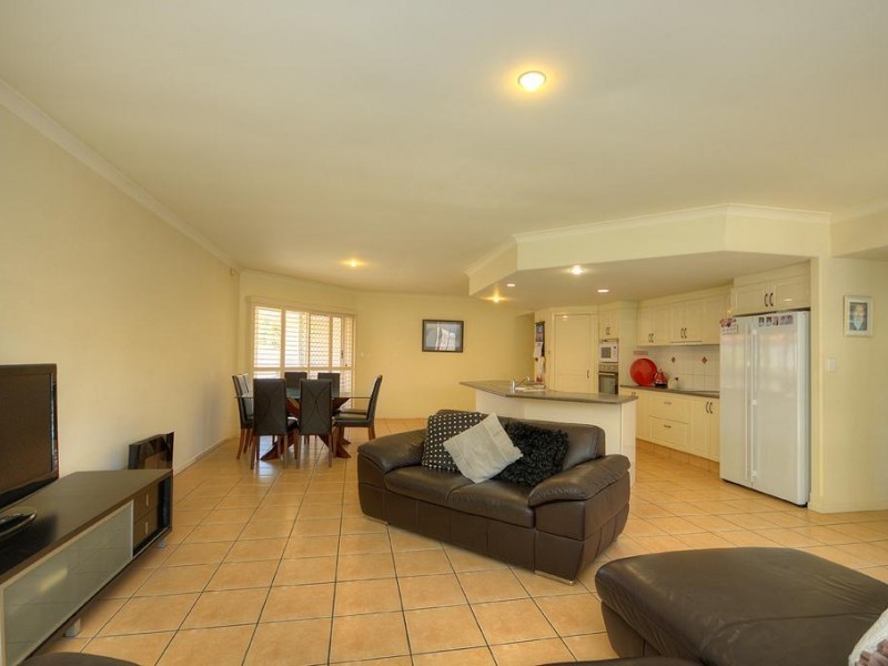 3 Lanai Dr, Burleigh Waters QLD 4220