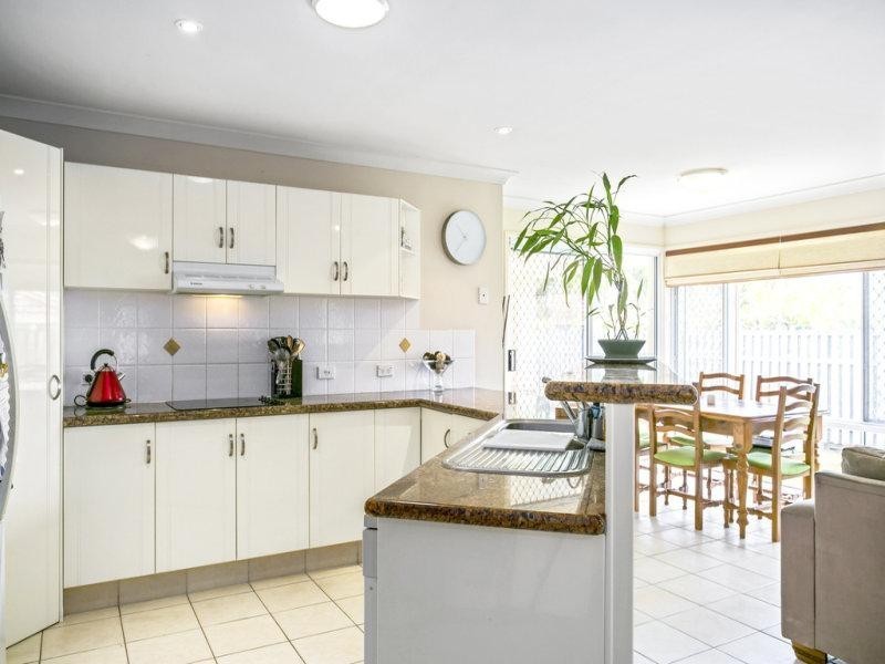 38 Ellis Drive, Mudgeeraba QLD 4213
