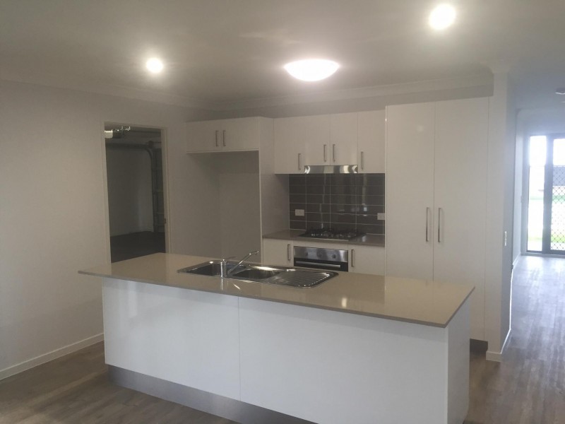 92 Buxton Avenue, Yarrabilba QLD 4207