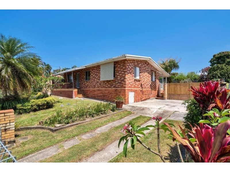 156 Heeb Street, Benowa QLD 4217