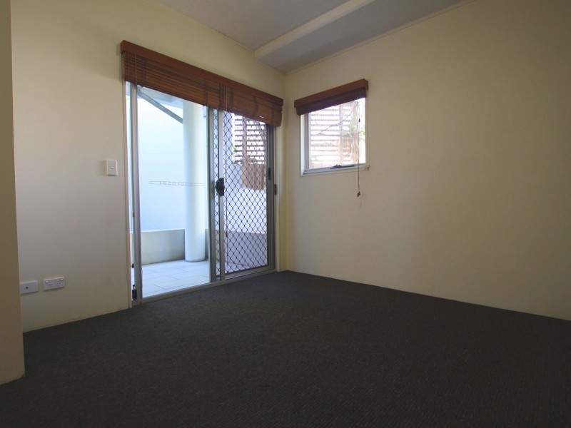 8 – 12 Macquarie St, Teneriffe QLD 4005