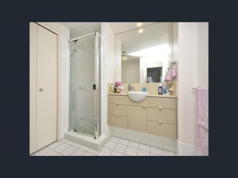 42/18 Manning Street, Milton QLD 4064