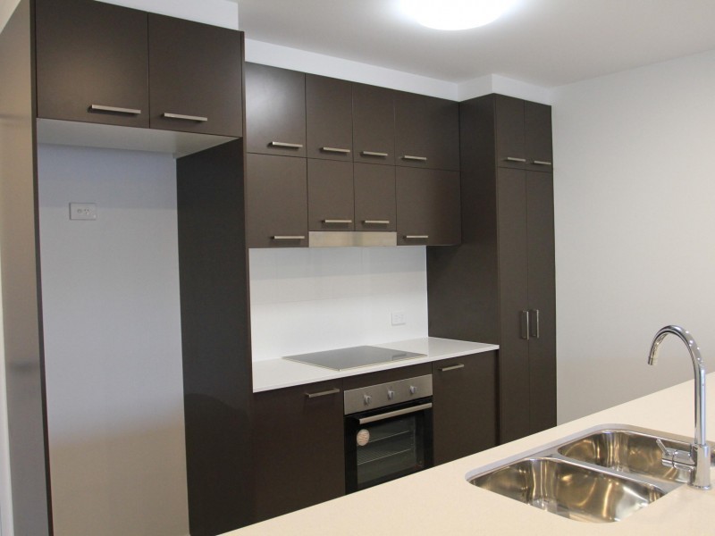 8/127 Grosvenor Street, Morningside QLD 4170