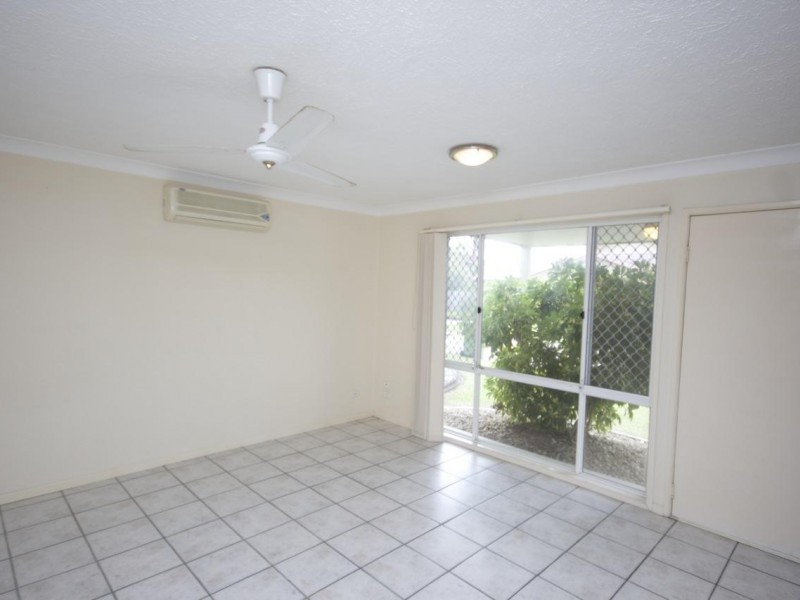 5/20 St Kevins Ave, Benowa QLD 4217