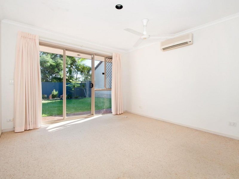67 Killarney Avenue, Robina QLD 4226