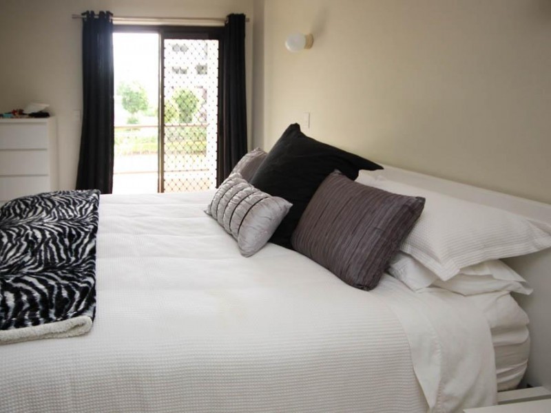 9 Bayview Street, Runaway Bay QLD 4216