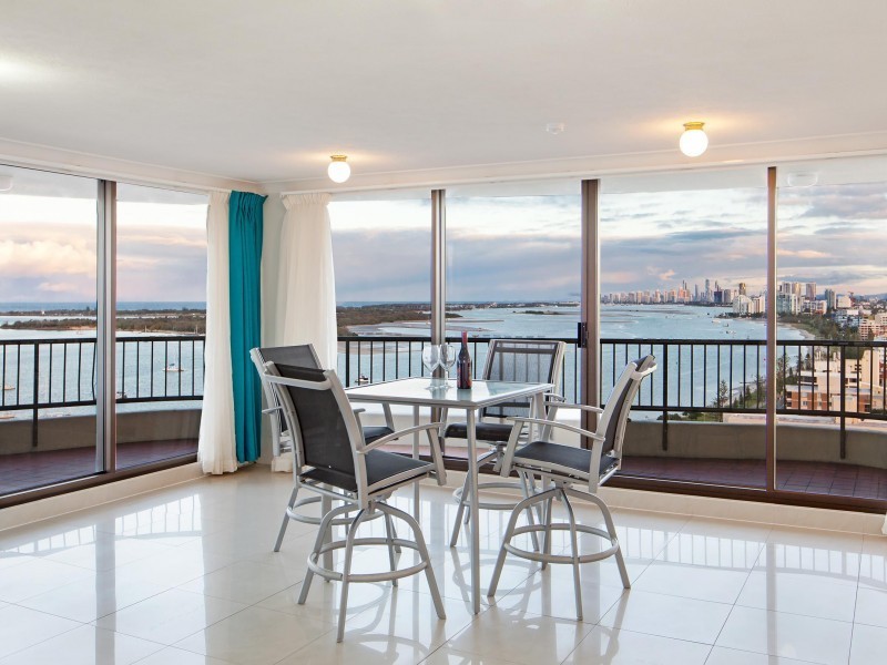 9 Bayview Street, Runaway Bay QLD 4216